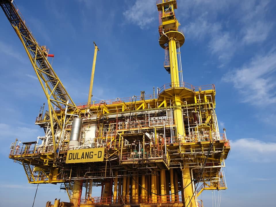 Dulang D offshore platform photo