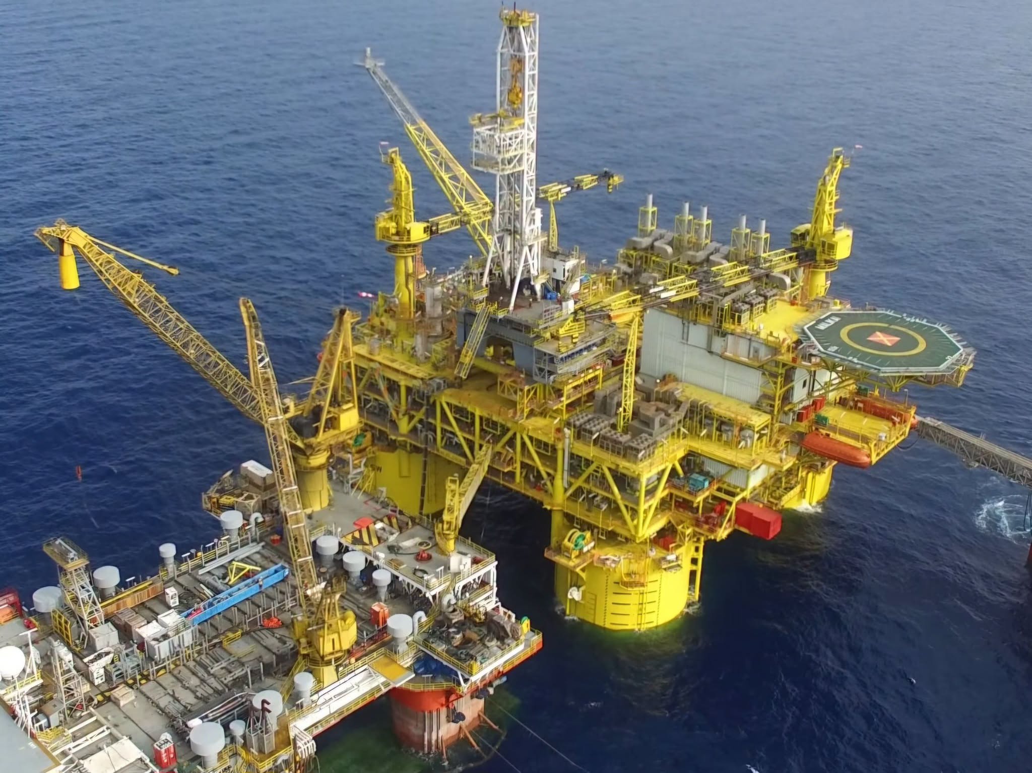 Malikai offshore platform photo