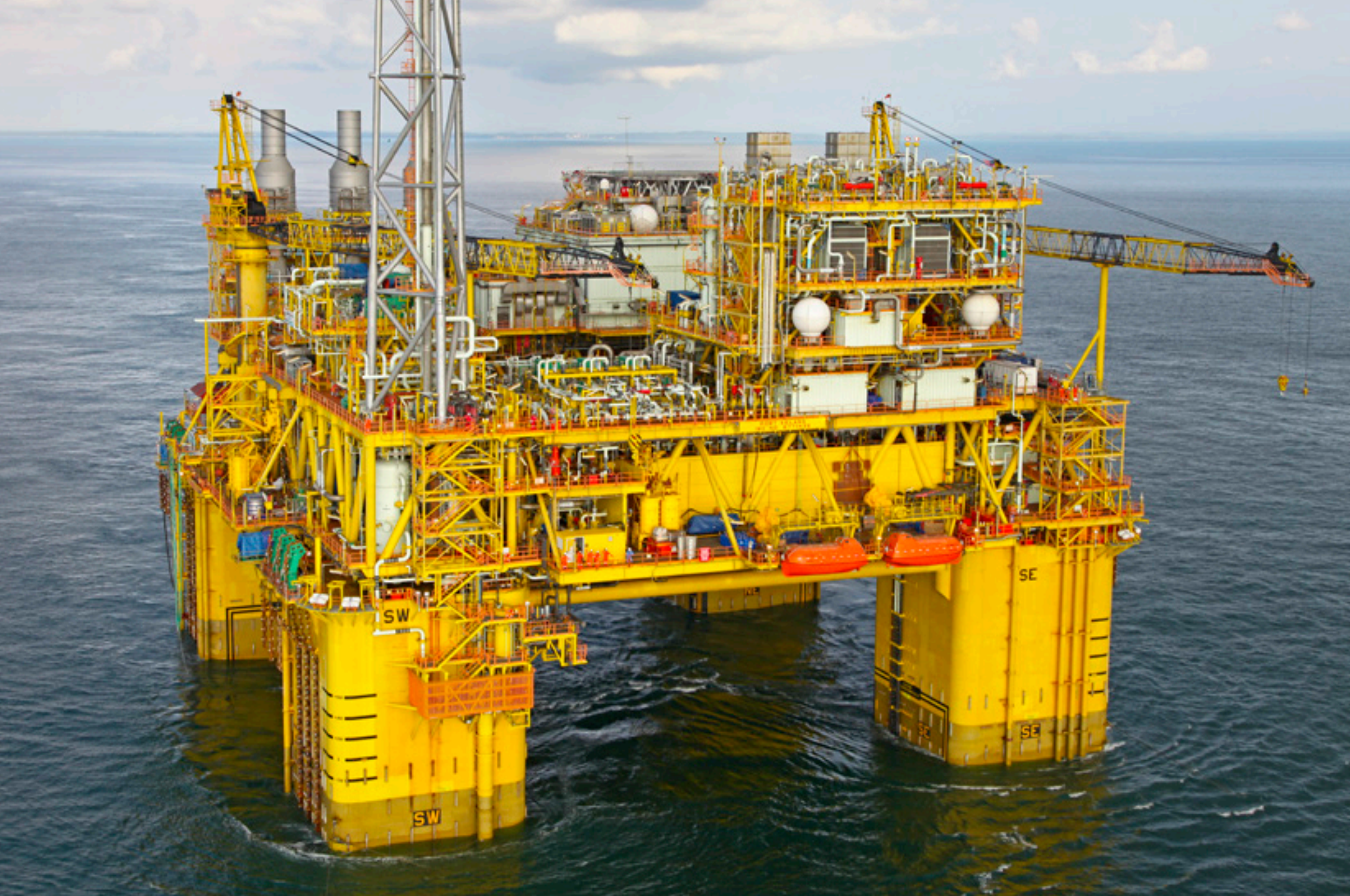 Gumusut-Kakap offshore platform photo