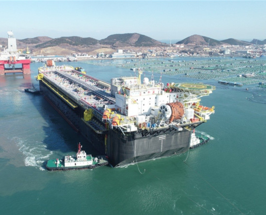 P-71 FPSO offshore platform photo