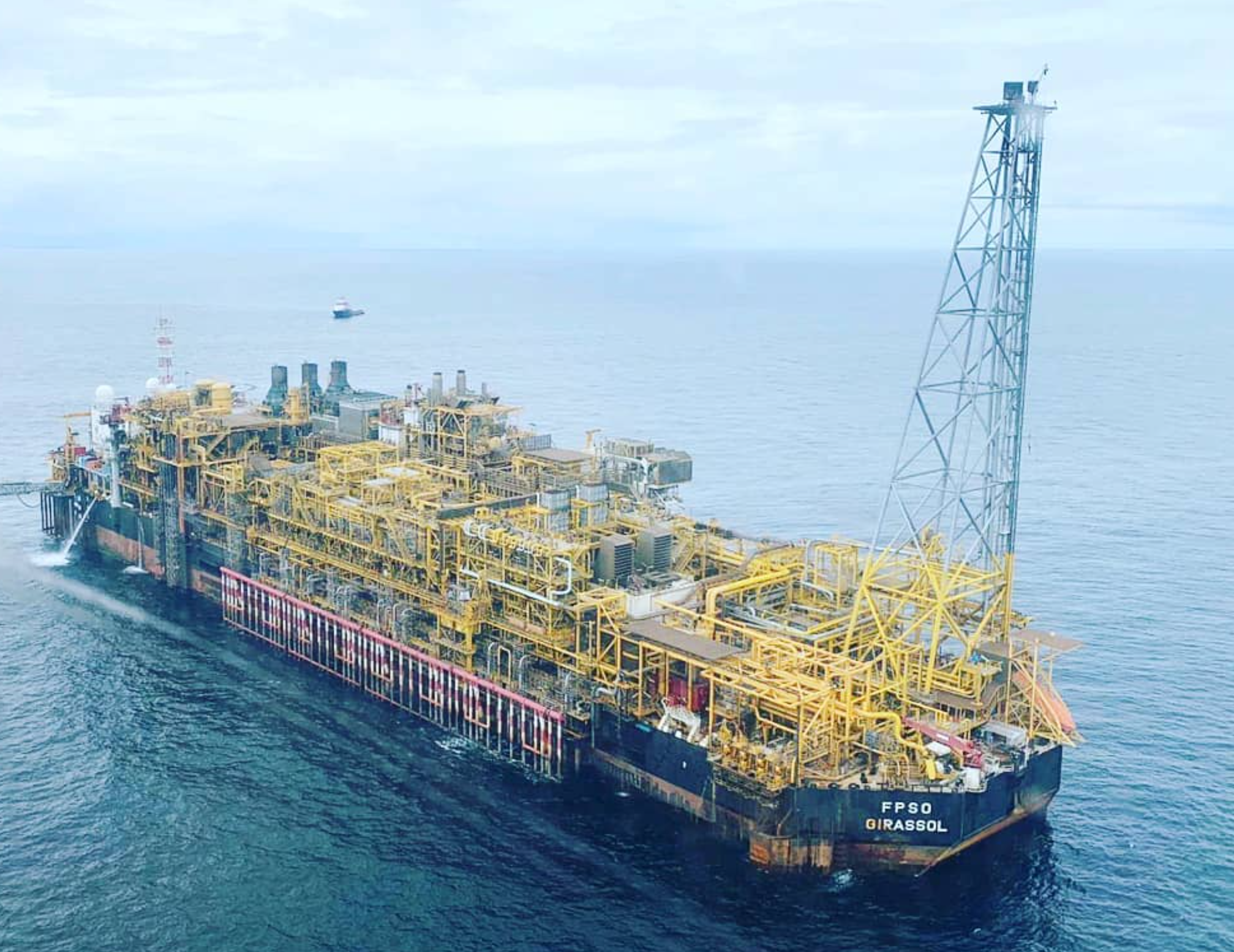 Girassol FPSO offshore platform photo
