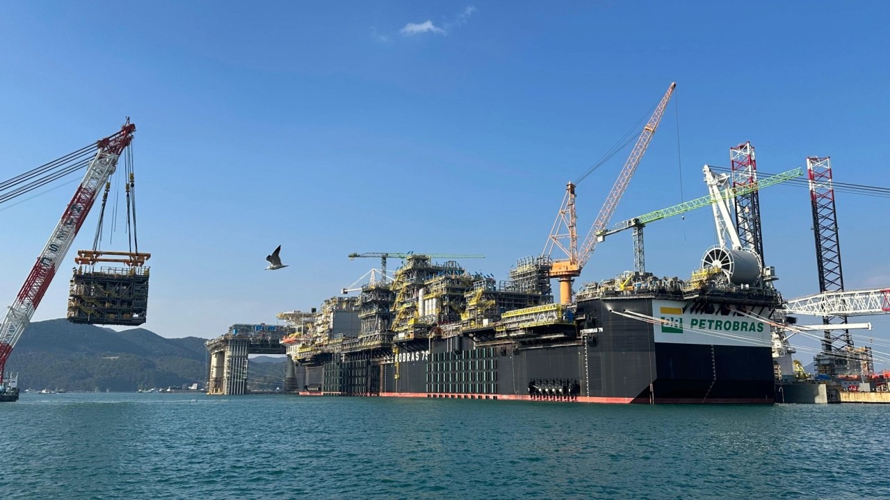 P-79 FPSO offshore platform photo