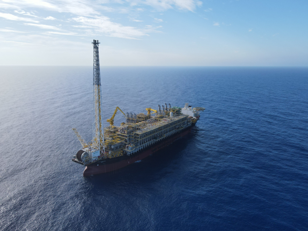 Guanabara FPSO offshore platform photo