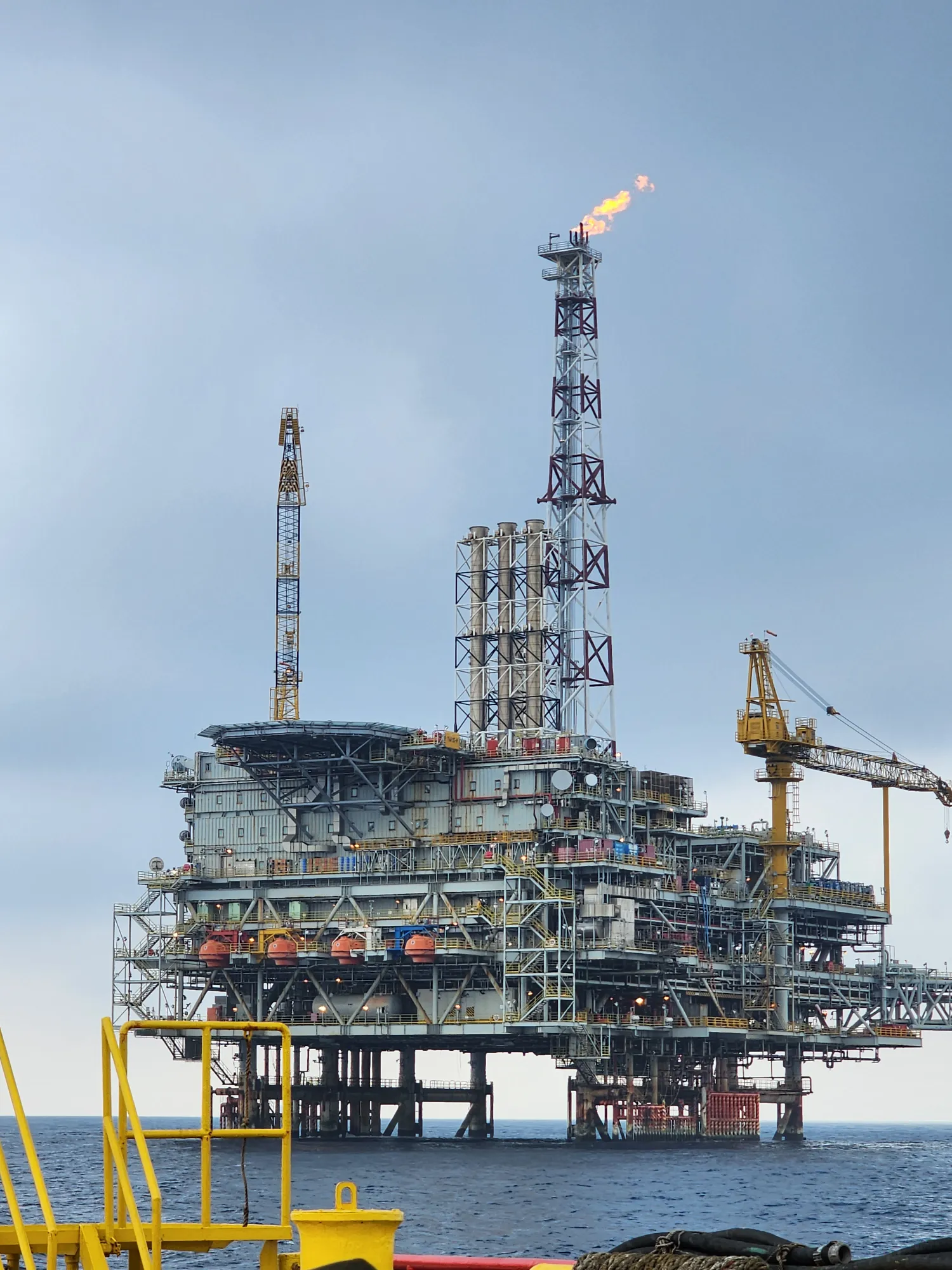 Tapis offshore platform photo