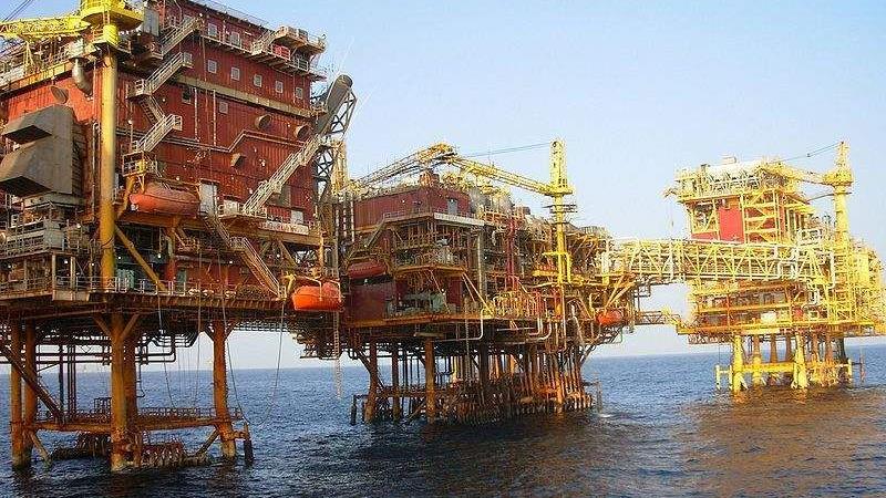 Umm Shaif offshore platform photo