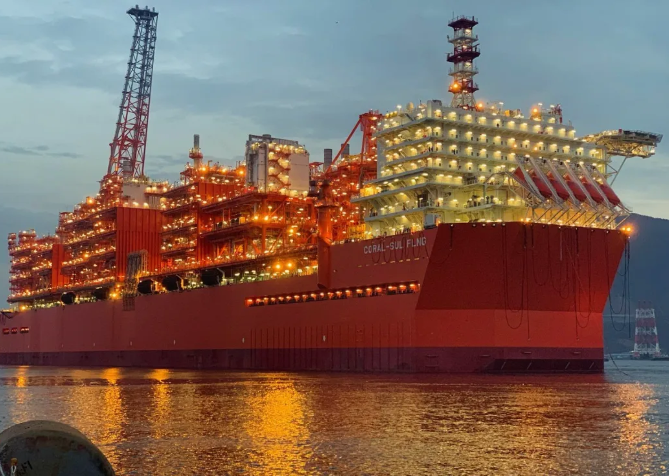 Coral Sul FLNG offshore platform photo