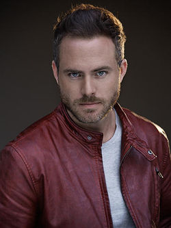 erick-hayser-los-miserables-7_140907455219_1