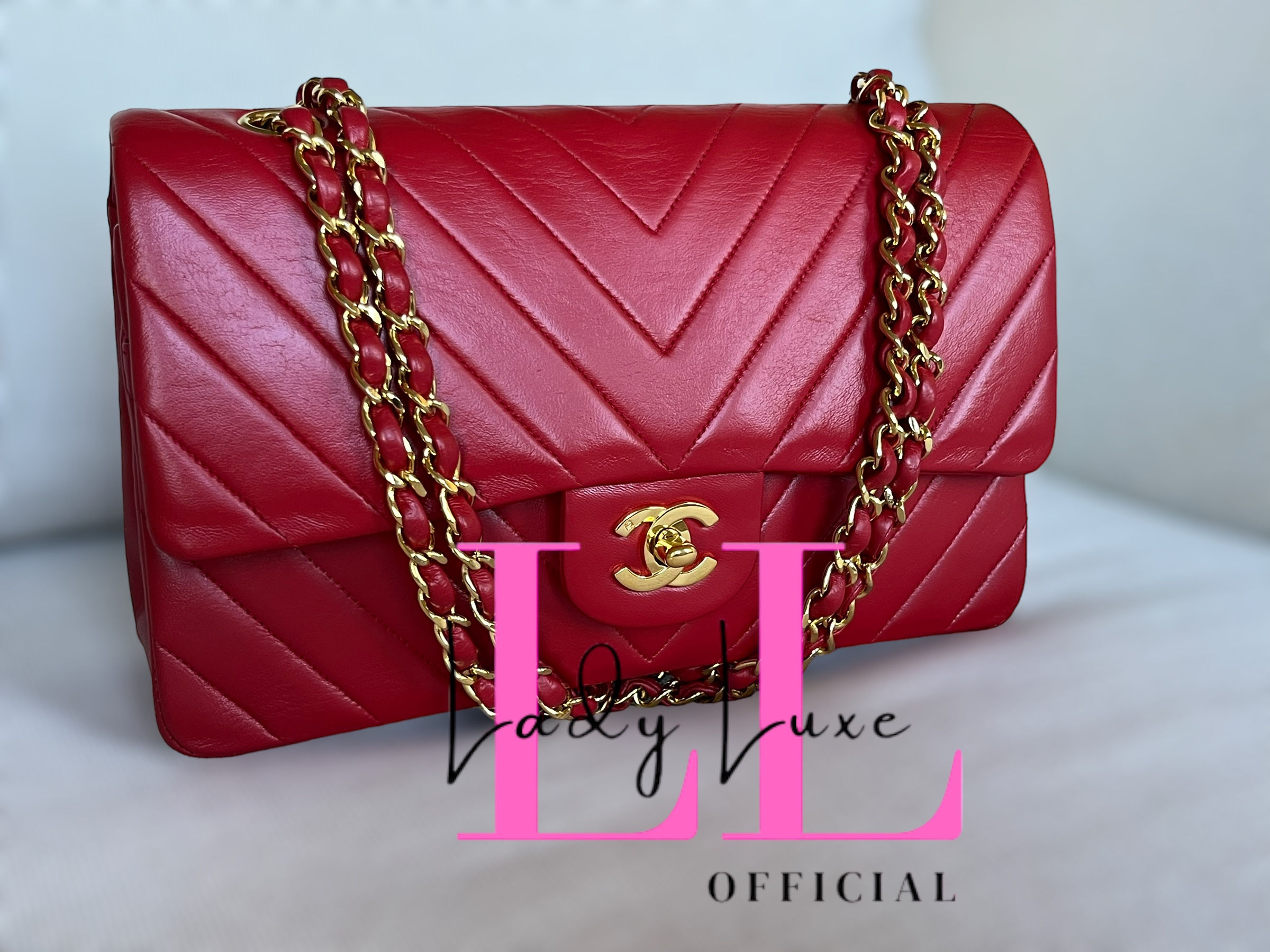 CHANEL Red Classic Flap Chevron