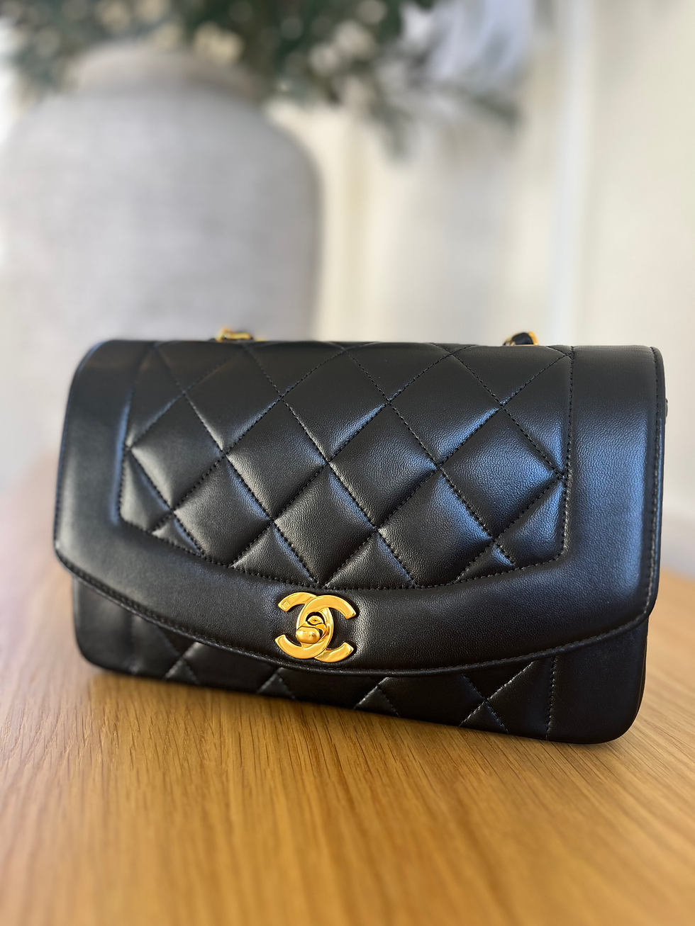Thumbnail: Chanel Diana size Small