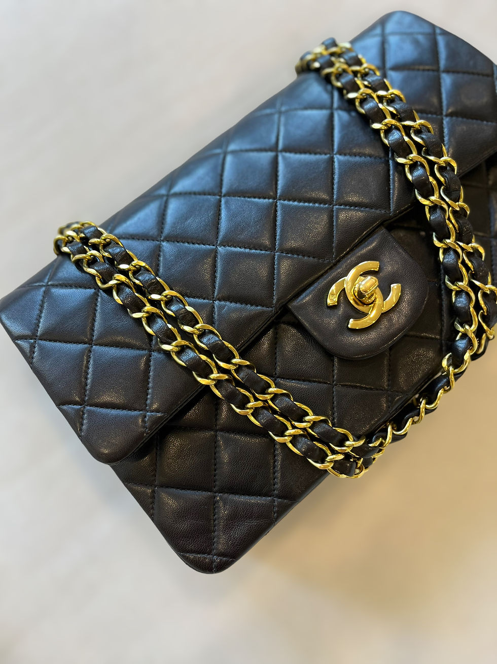 Thumbnail: CHANEL Classic Flap Medium