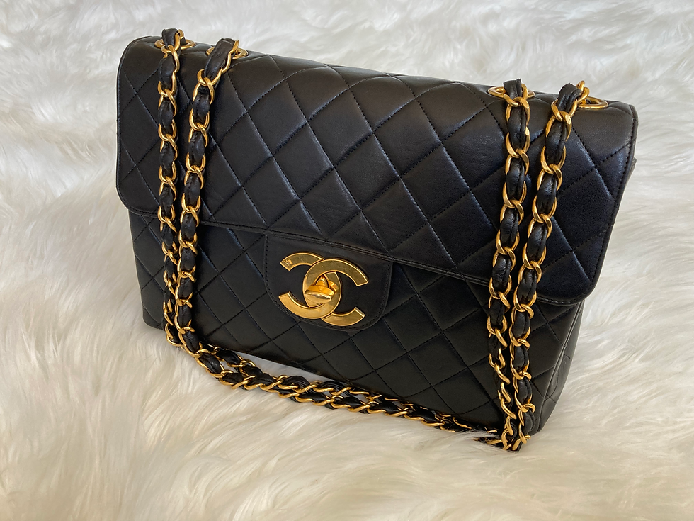 Thumbnail: CHANEL Vintage Jumbo