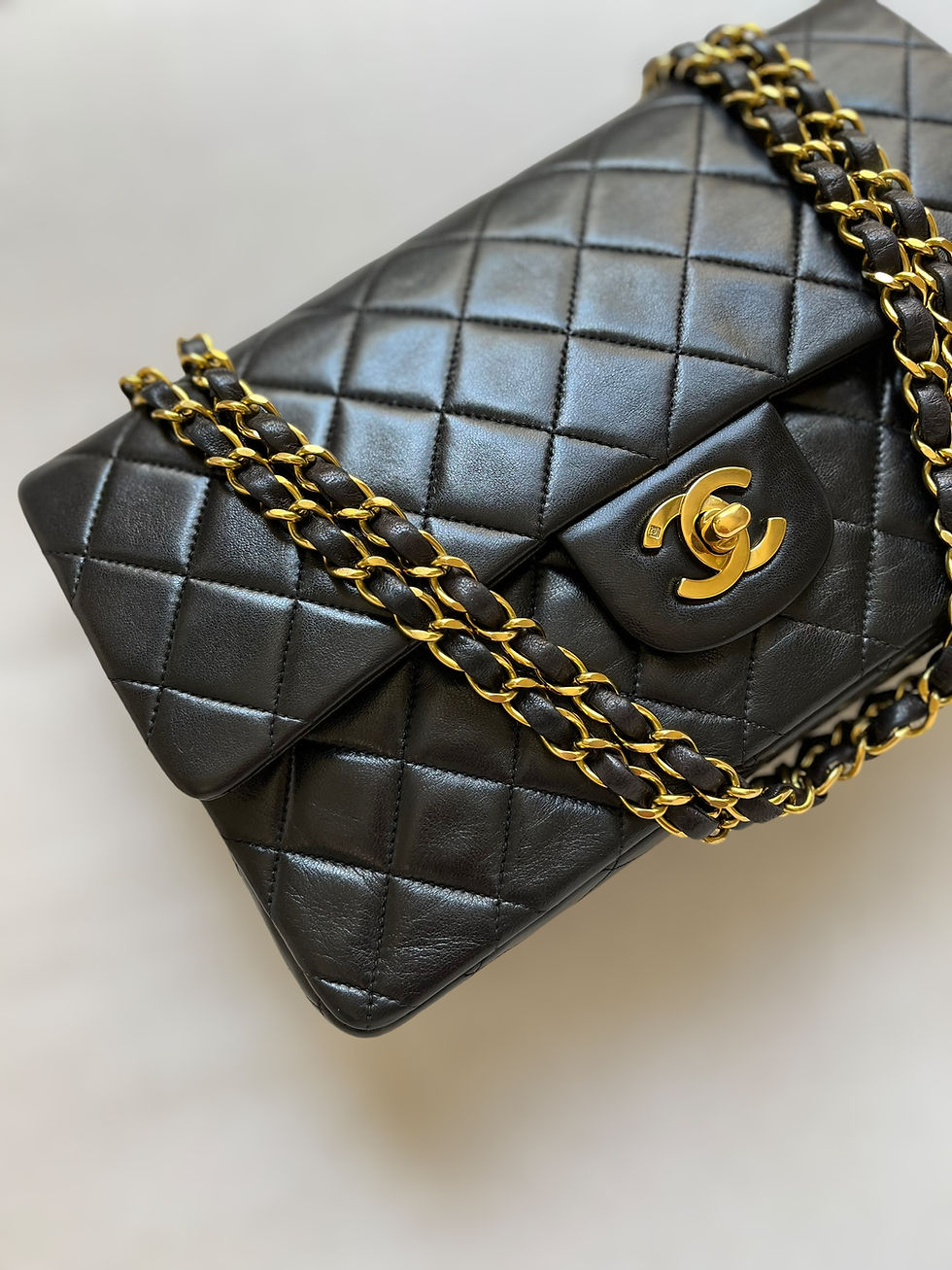 Thumbnail: CHANEL Classic Double Flap Medium