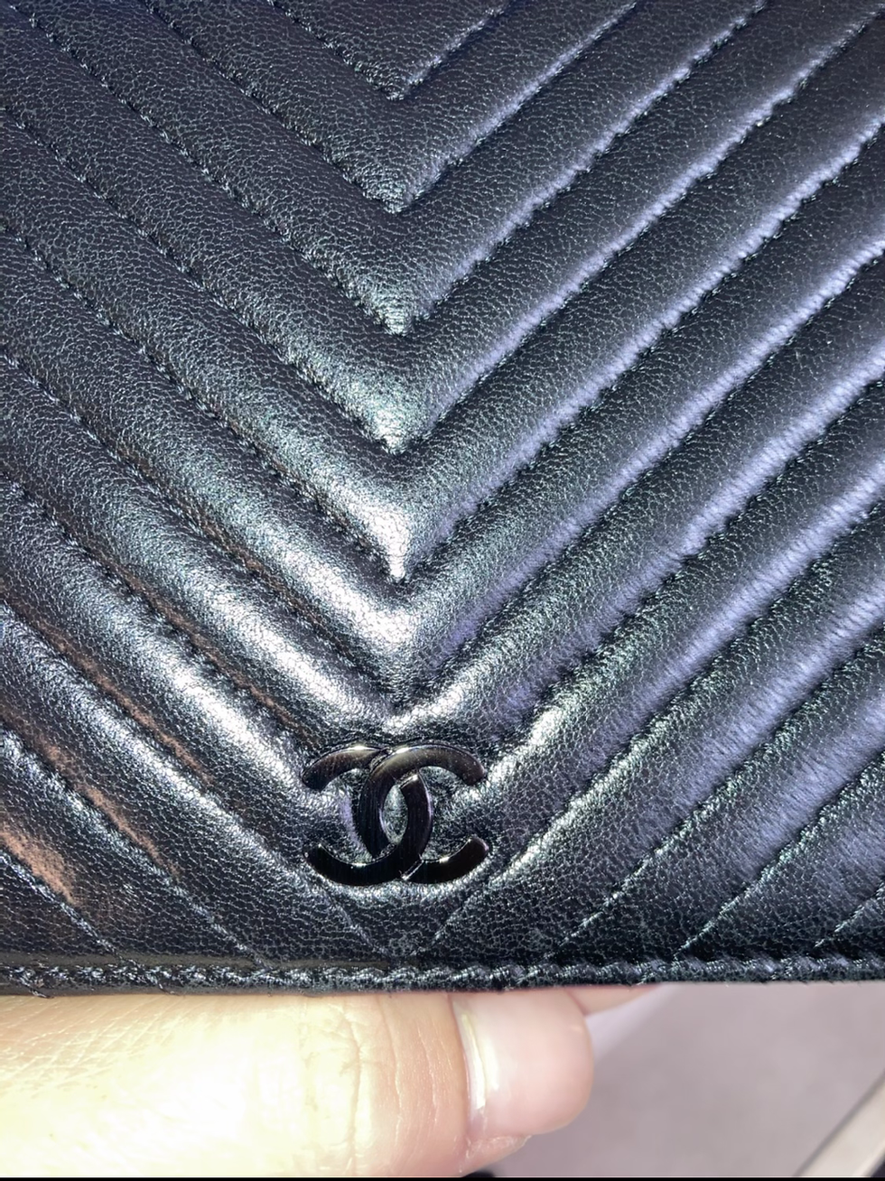 Thumbnail: CHANEL Chevron Bifold Wallet