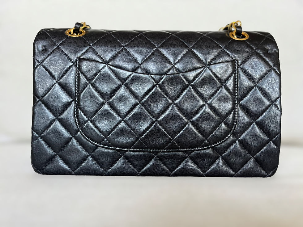 Thumbnail: CHANEL Classic Flap Medium