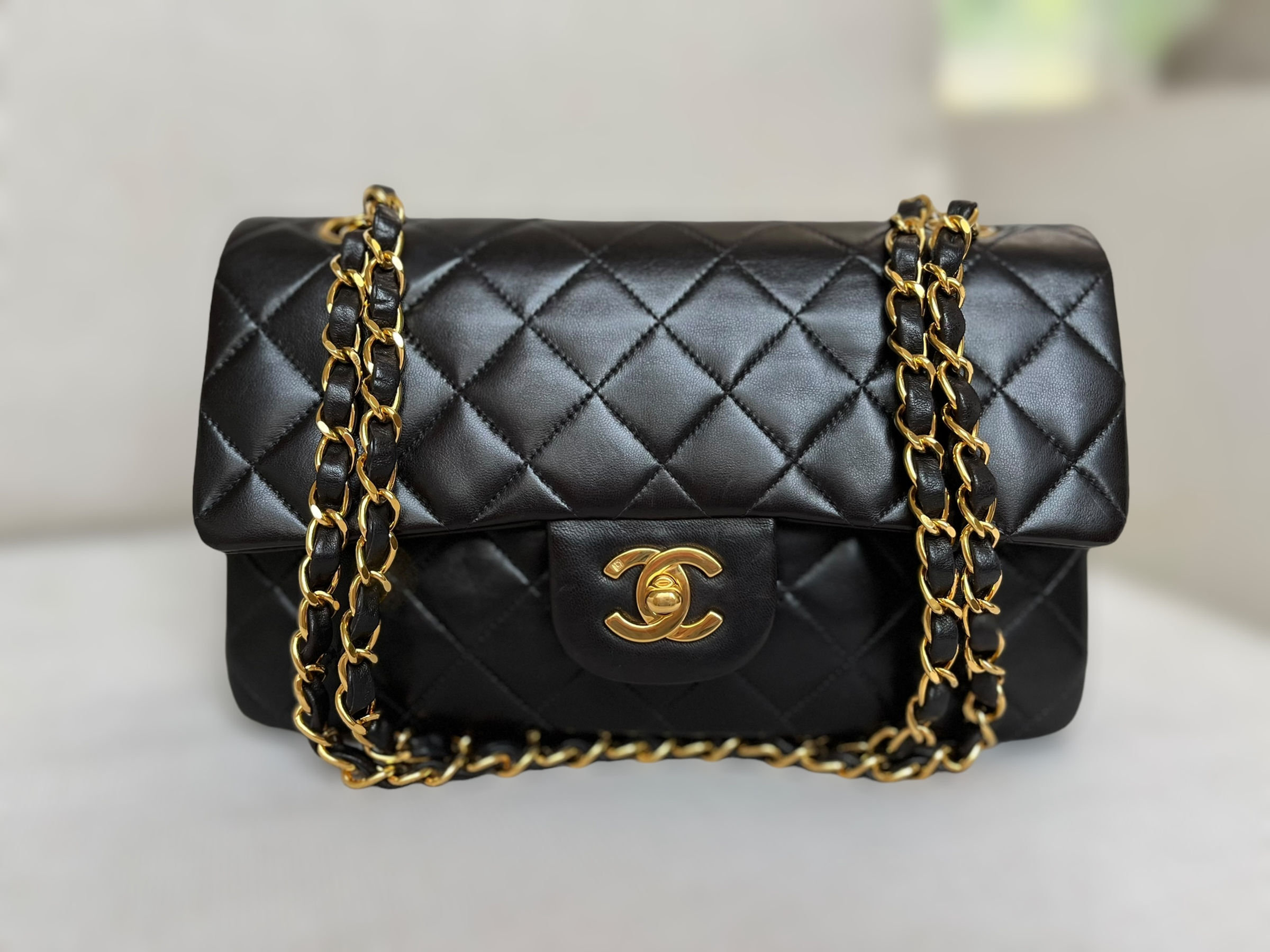 CHANEL Classic Double Flap Small