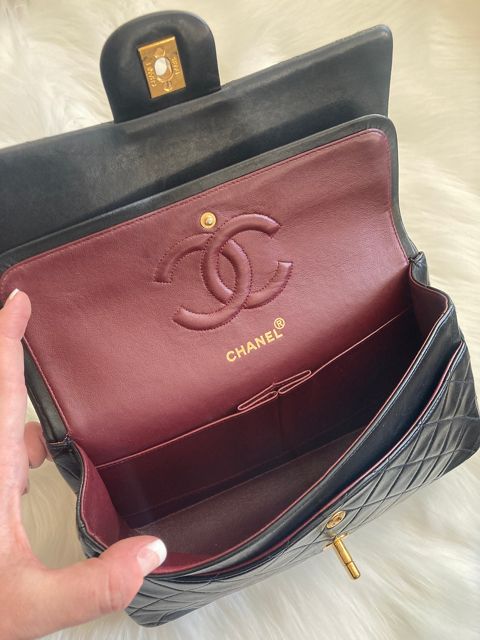 Thumbnail: CHANEL Classic Flap Medium