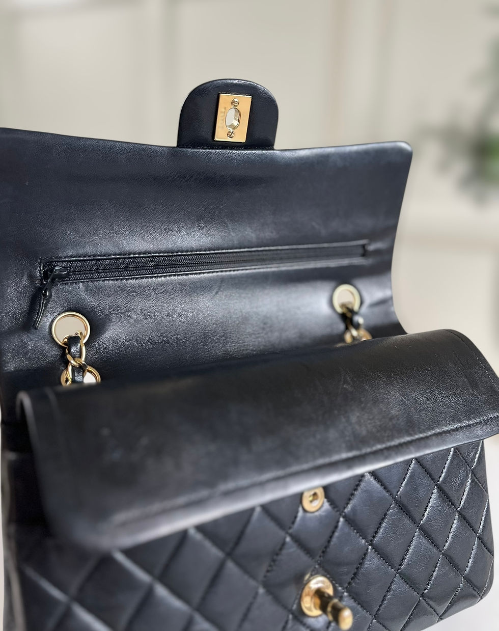 Thumbnail: Chanel Double Classic Flap Medium