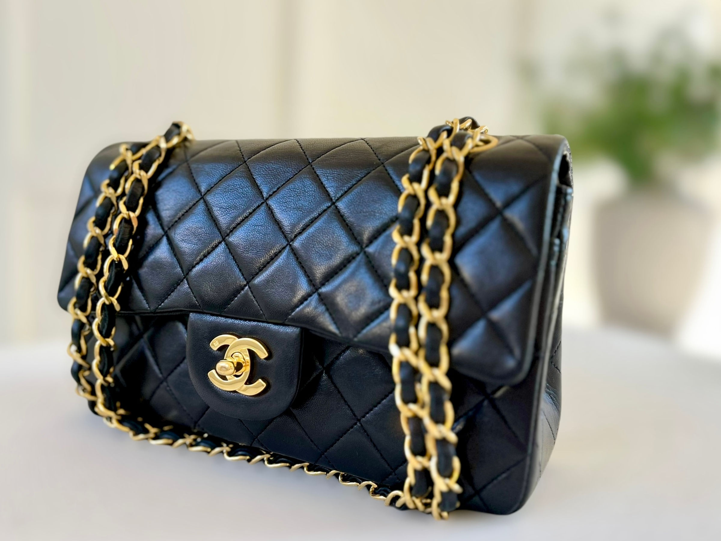 CHANEL Classic Double Flap Small