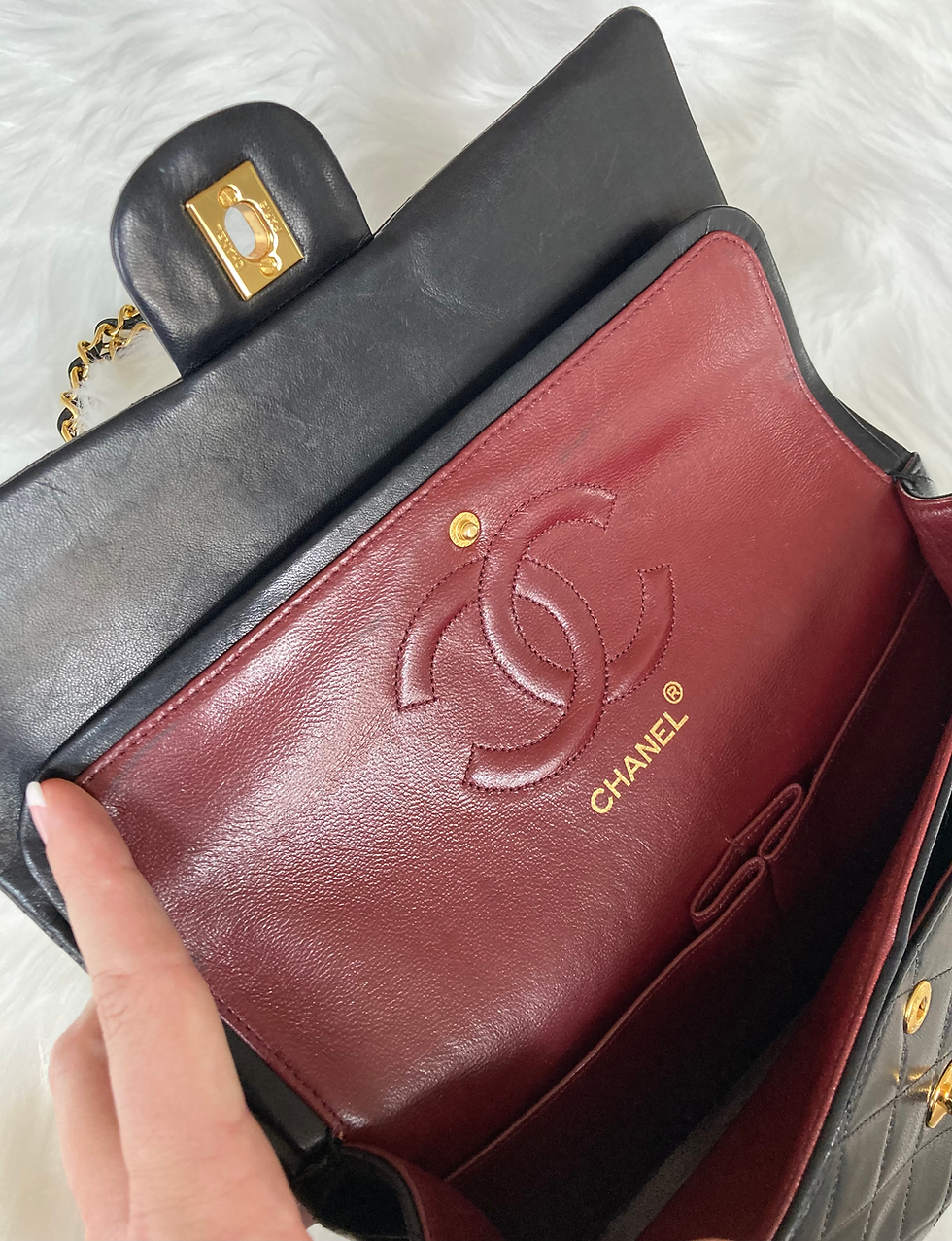 Thumbnail: CHANEL Classic Flap Series 0