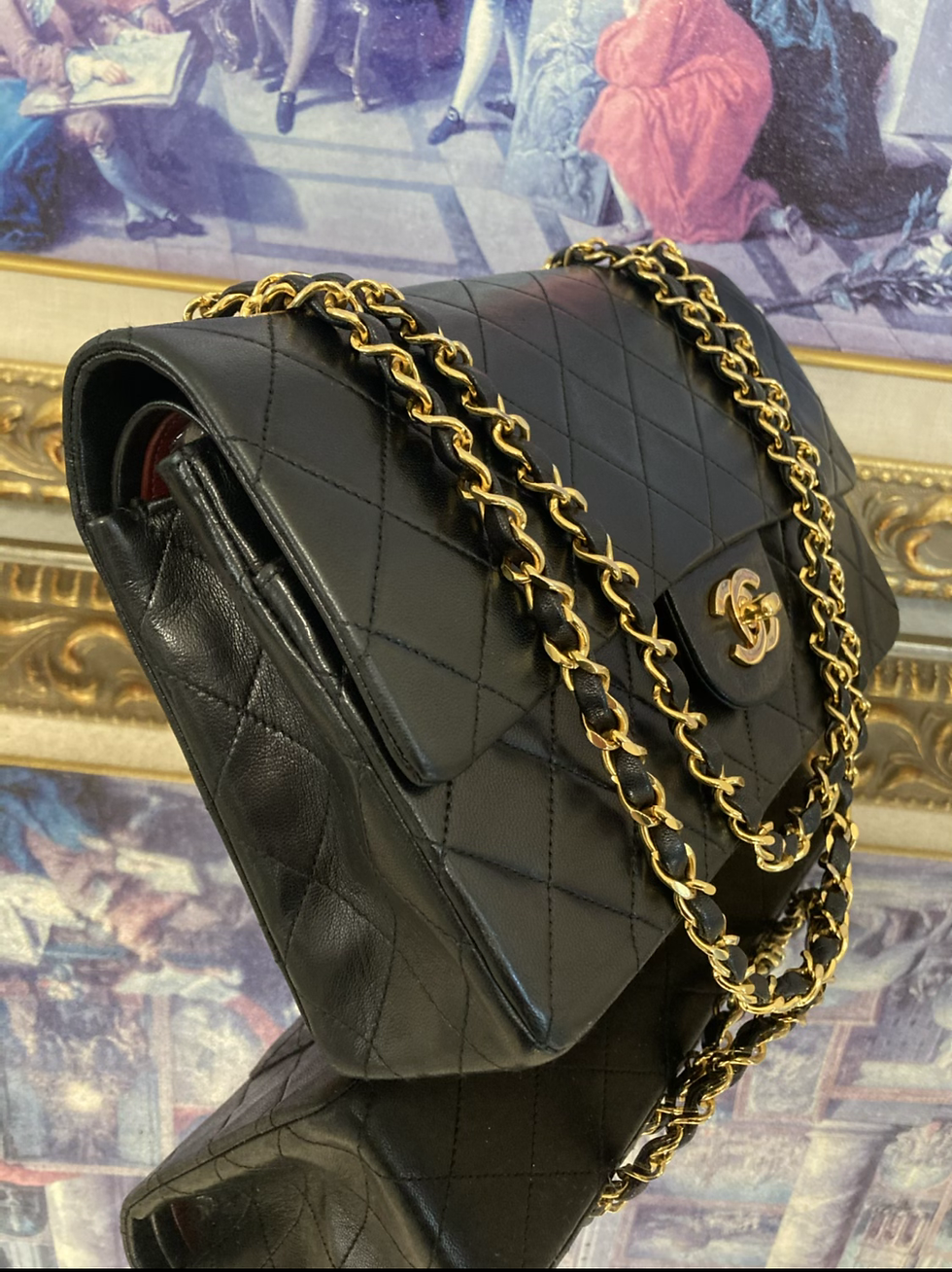 Thumbnail: CHANEL Classic Double Flap Medium