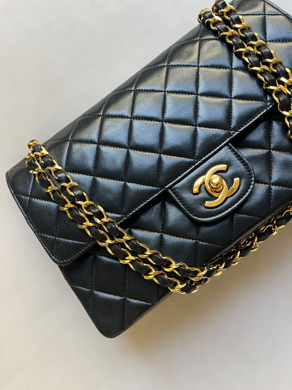 Thumbnail: Chanel Vintage Quilted Double Flap Medium Lambskin