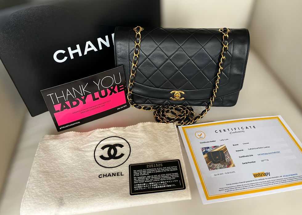 Thumbnail: CHANEL Diana Medium