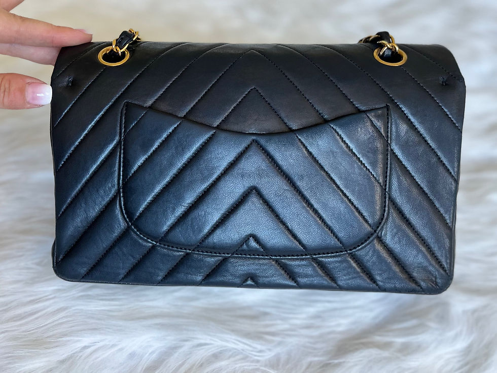 Thumbnail: CHANEL Medium Chevron Classic Flap
