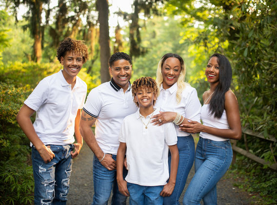 JocelynFamilyFinals-16.jpg