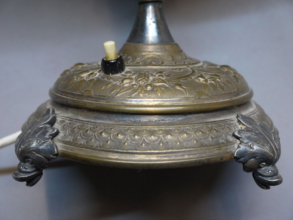 Miniaturbild: Stilvolle ältere Tischlampe, Stil Barock...