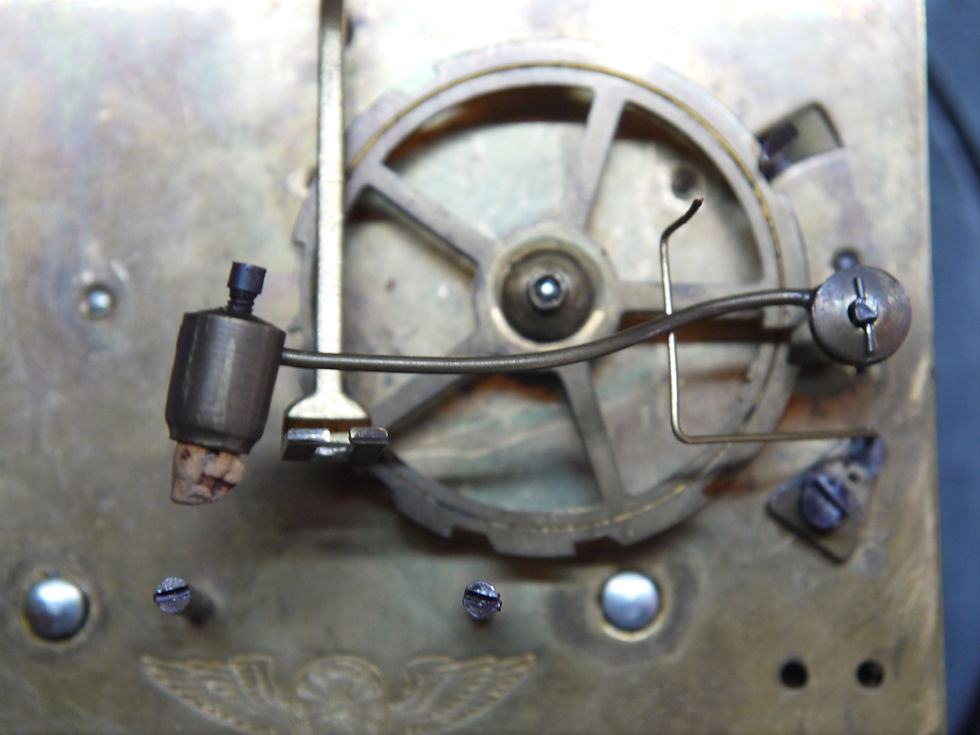 Miniaturbild: Altes Messing-Vollplatinen Uhrwerk...