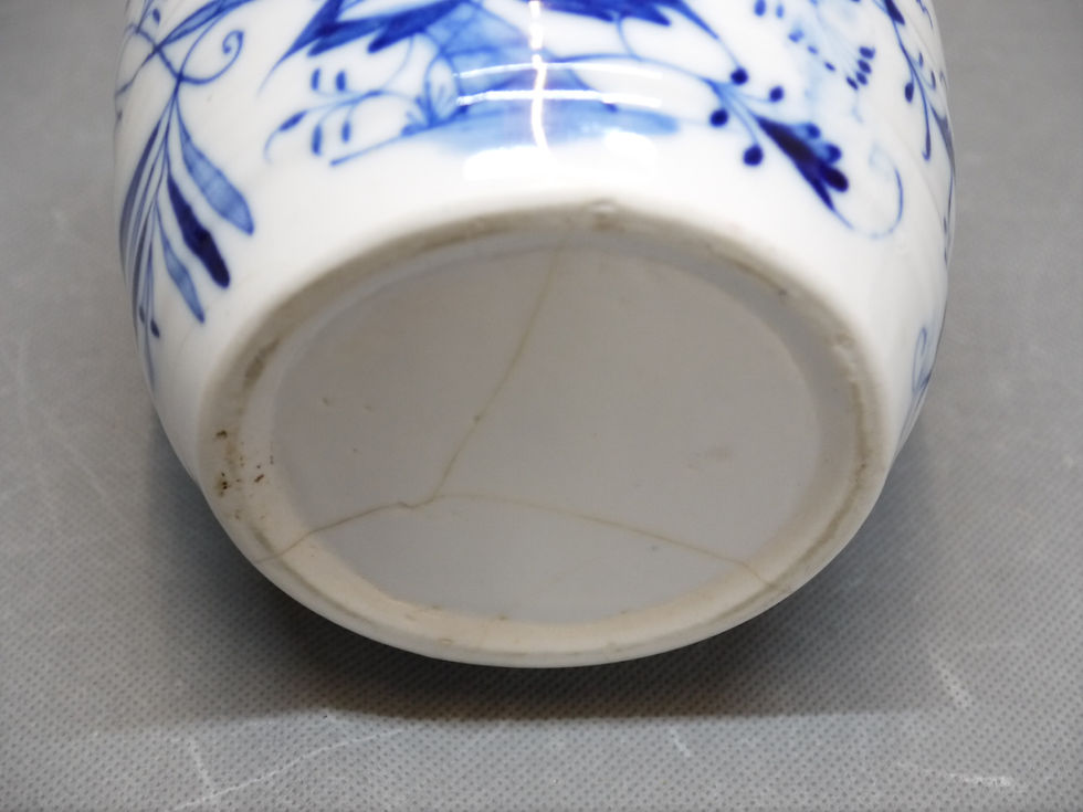 Miniaturbild: Schöner, älterer Griestopf "Zwiebelmuster" von Hand bemalt