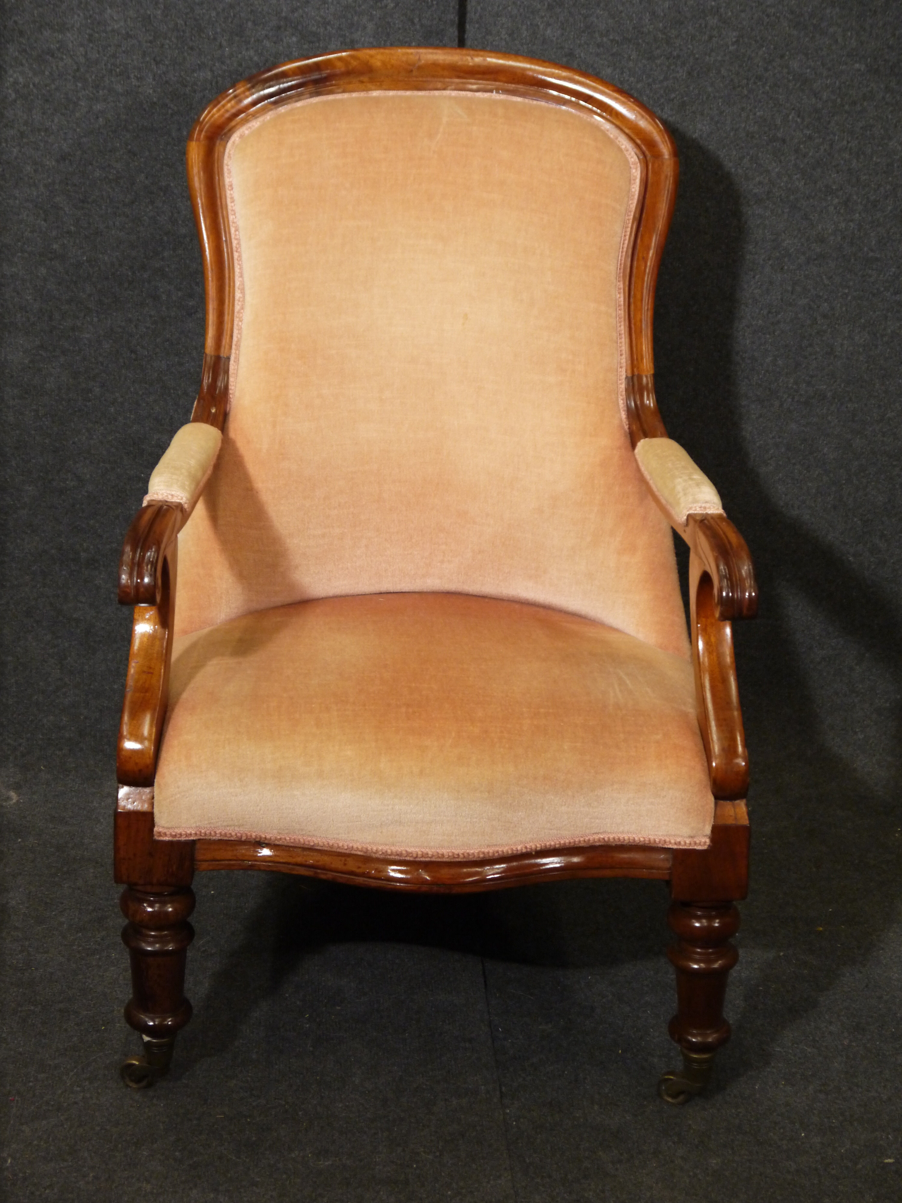 Stilvoller Louis-Philippe-Armlehner, Mahagoni um 1870/1890....