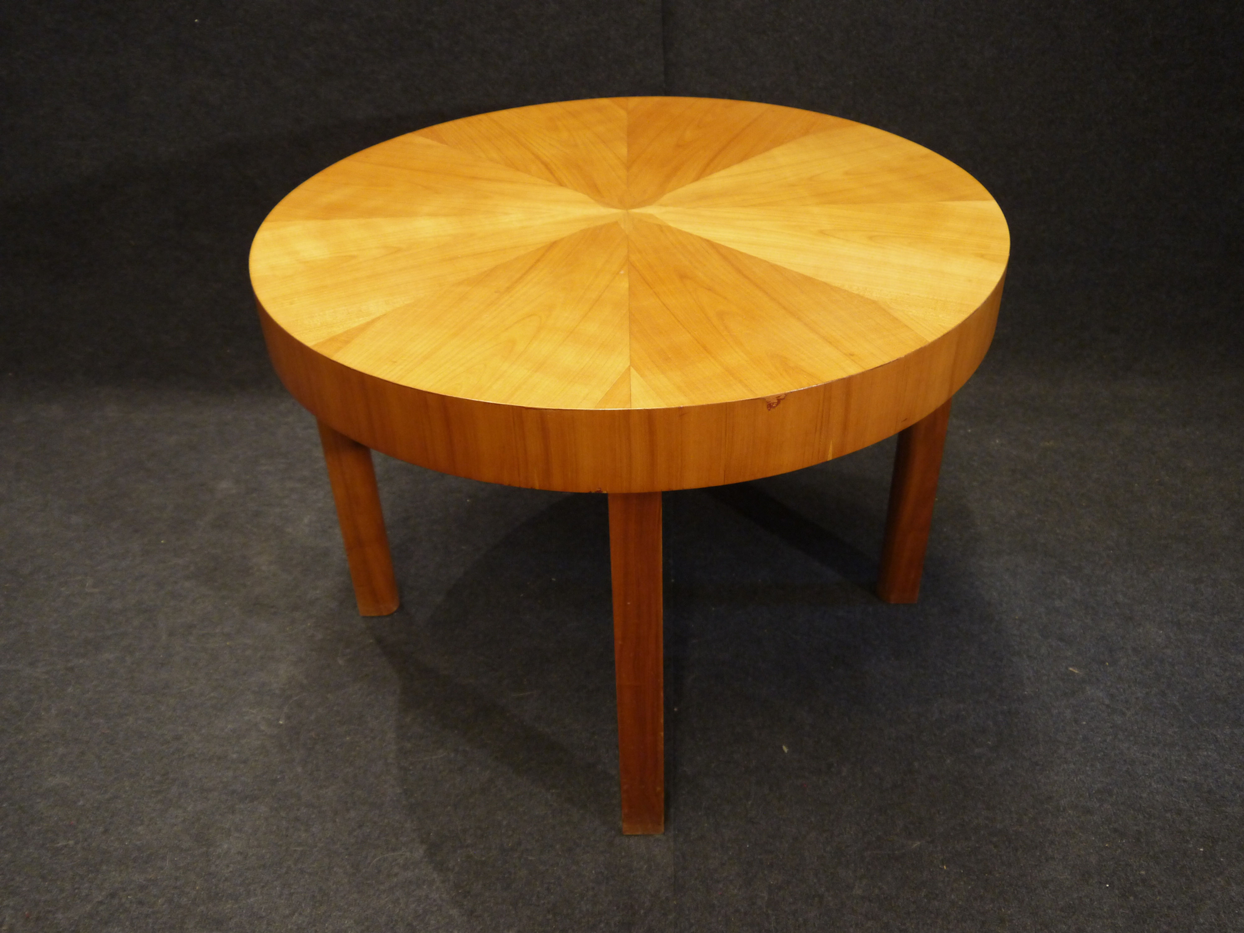 Eleganter Sofa-Salontisch der ART-DECO...Kirschbaum um 1920/30