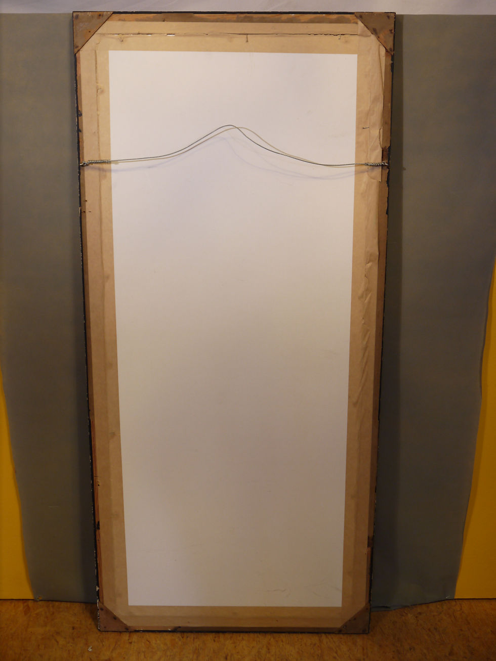 Miniaturbild: Schöner Wand-Spiegel, in schwarzer Leiste...