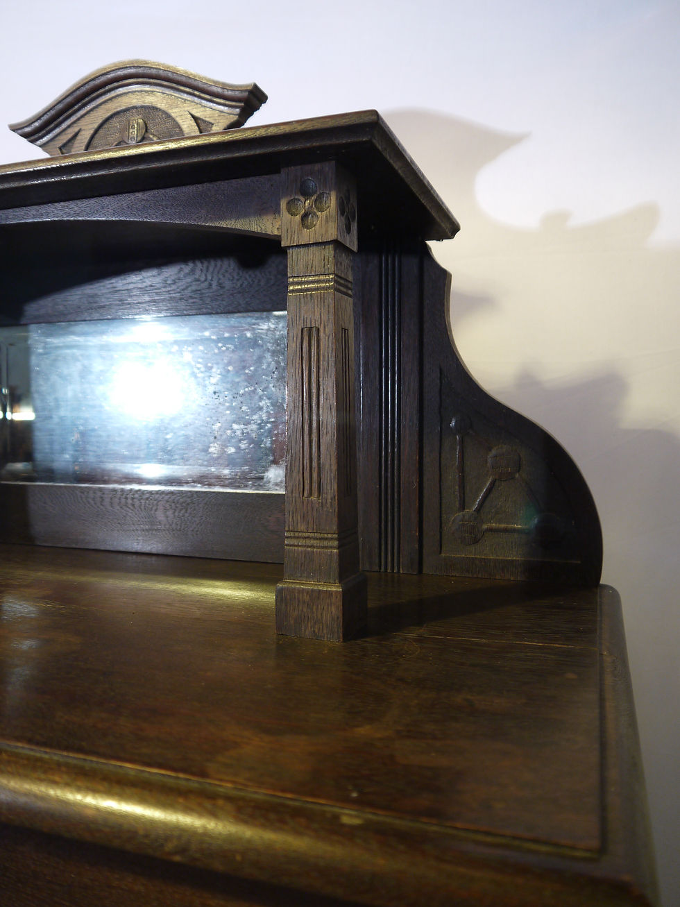 Miniaturbild: Schönes Aufsatz-Vertiko, Eiche dunkel, Jugendstil, um 1895/1910....