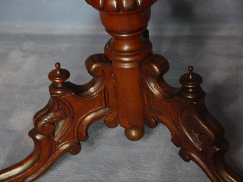 Miniaturbild: Runder, alter Beistell-Tisch um 1880/1900...
