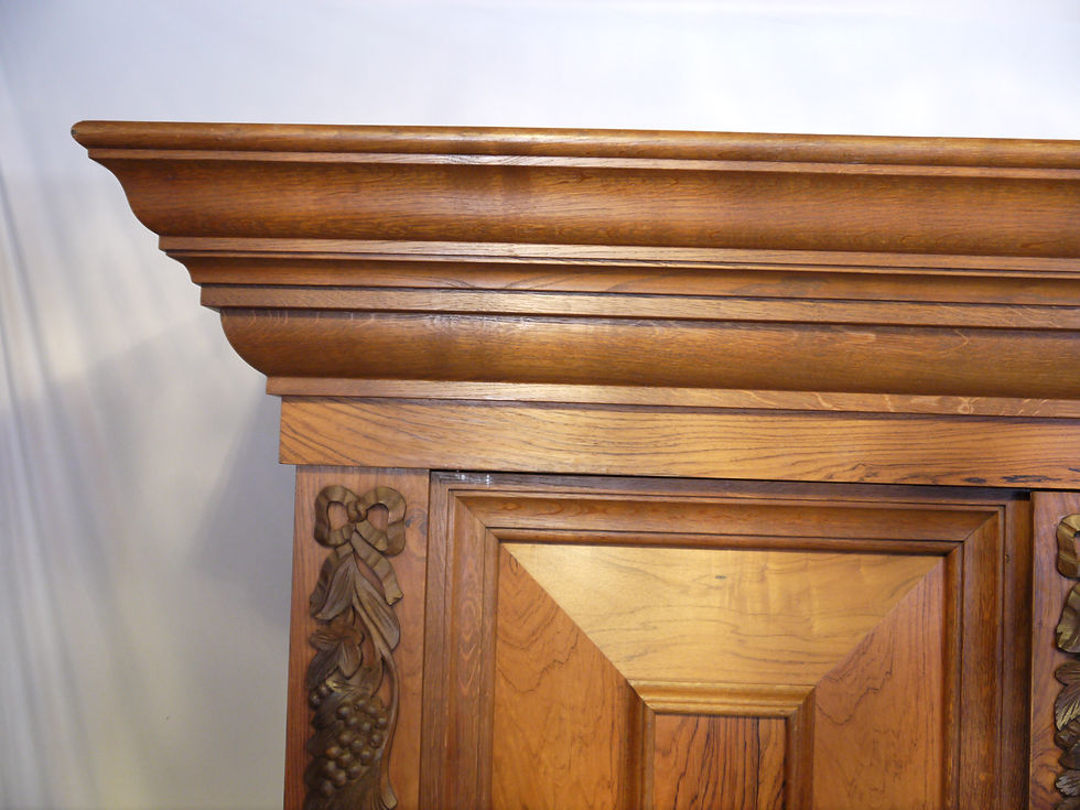 Miniaturbild: Imposanter Stil-Barock-Schrank, nußbaumfarben...