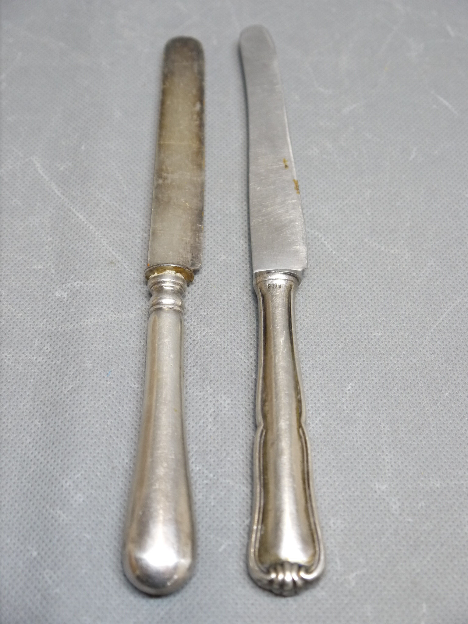 2 schöne alte Messer, Silber, versilbert
