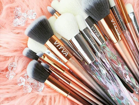 Why A Good Set of Makeup Brushes Matters