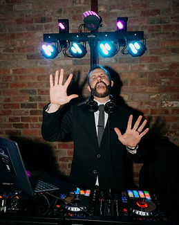Melbourne Wedding DJ Josh Sperring at Dromana Estate in Melbourne