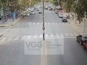 Derrame de tripa en plena Av. San Martín de VGG: multarán a la empresa