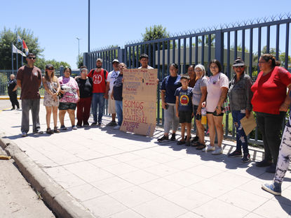 Comedores comunitarios reclamaron alimentos en Paladini y exigen que se concrete el Banco de Alimentos en Villa Gobernador Gálvez