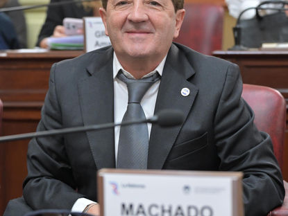 Daniel Machado, el convencional villagalvense es el Secretario de la Comisión de Autonomía Municipal de La Reforma
