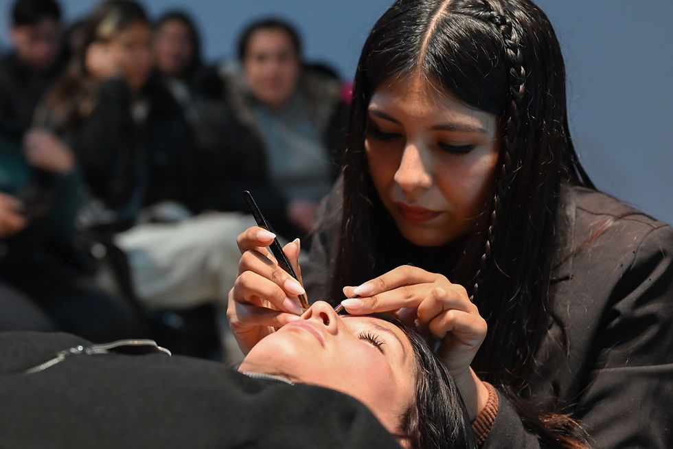 Más de 100 personas participaron de la primera edición de la Expo Belleza en Villa Gobernador Gálvez