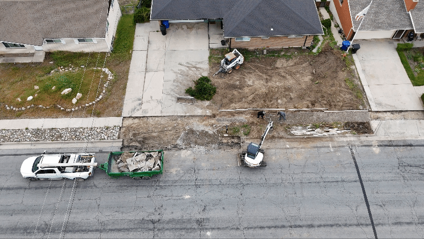 Landscaping_Live (online-video-cutter.com).gif