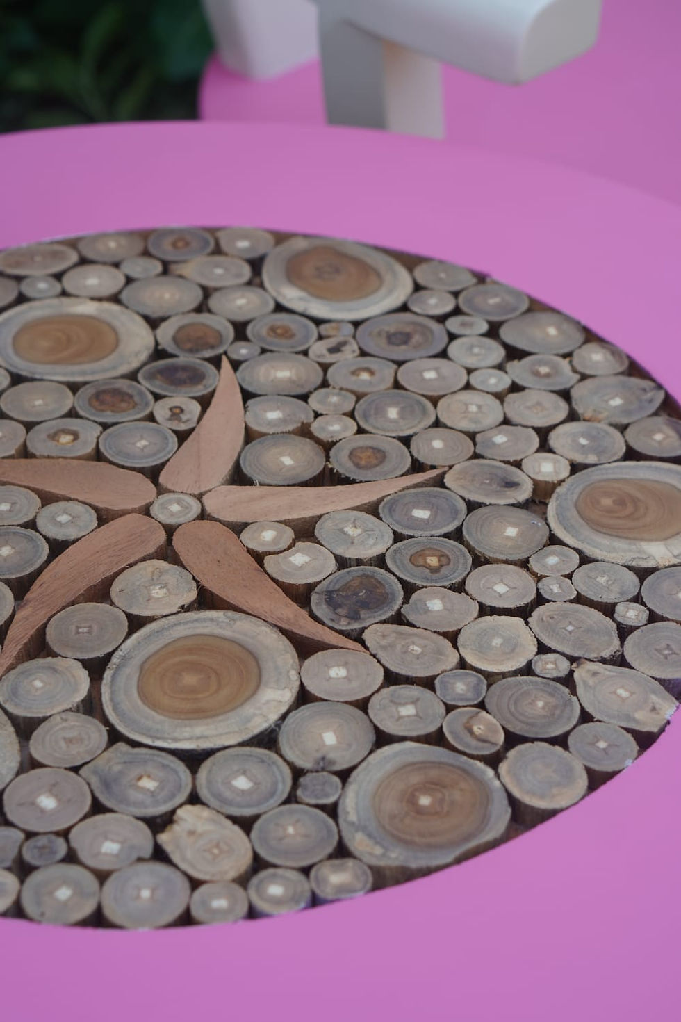 Thumbnail: Hello Kitty Coin Raintree Chair