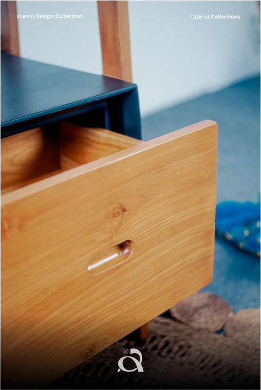 Thumbnail: Minimalist Bookshelf Wide Drawer