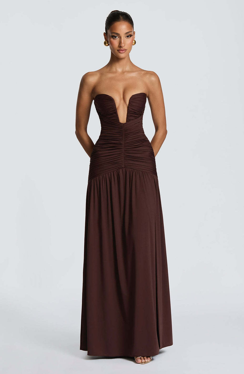 Thumbnail: Women Elegant Solid Color Strapless High-Slit Ruched Slim-Fit Dress