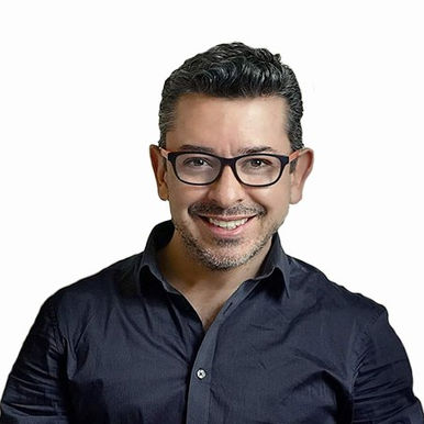 LA OTRA ORILLA DE LAS REDES SOCIALES Y EL MINISTERIO DE EDUCACIÓN