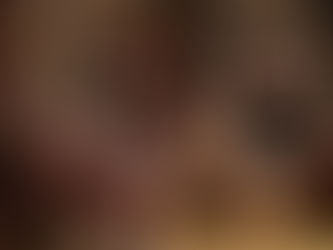 6 Elements That Define the Moody Vintage Aesthetic